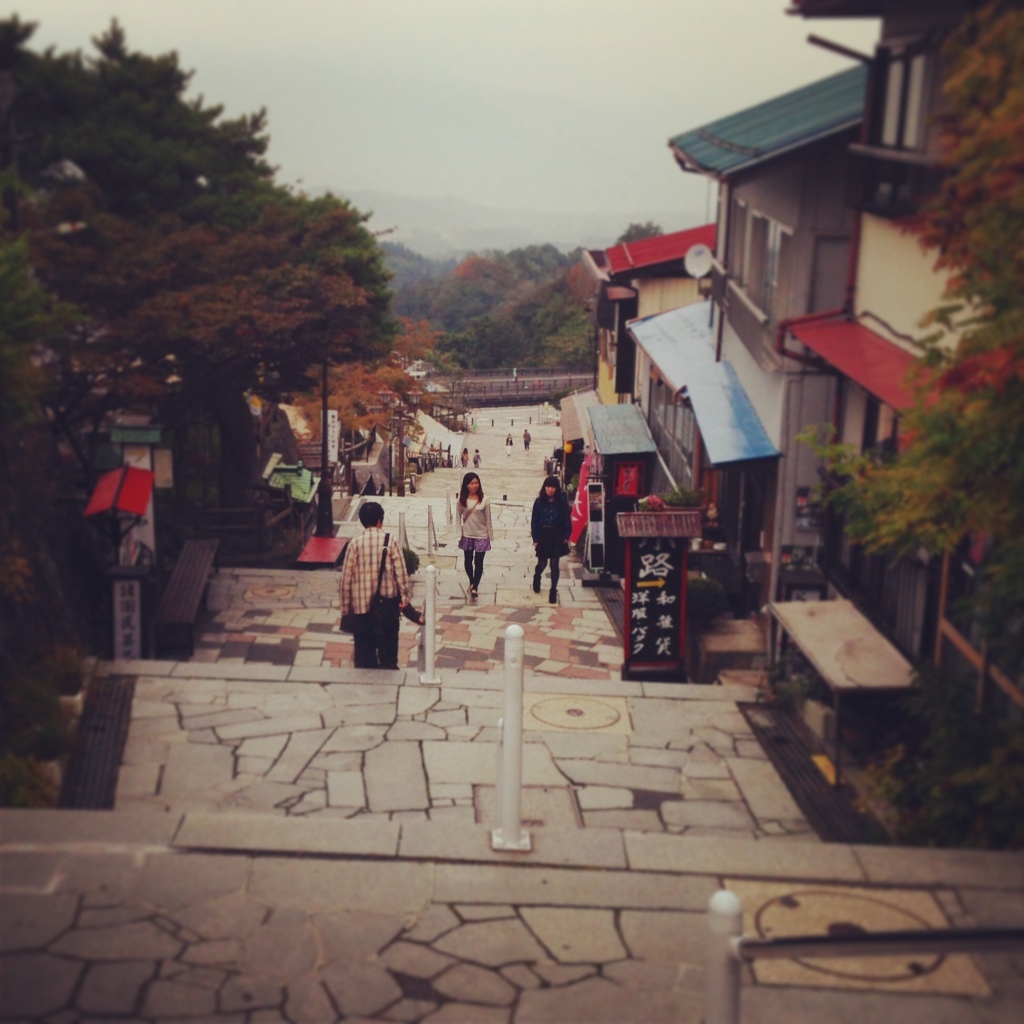 秋の関東旅4：東京から女性おひとりさま温泉旅へ。伊香保温泉「ぴのん」